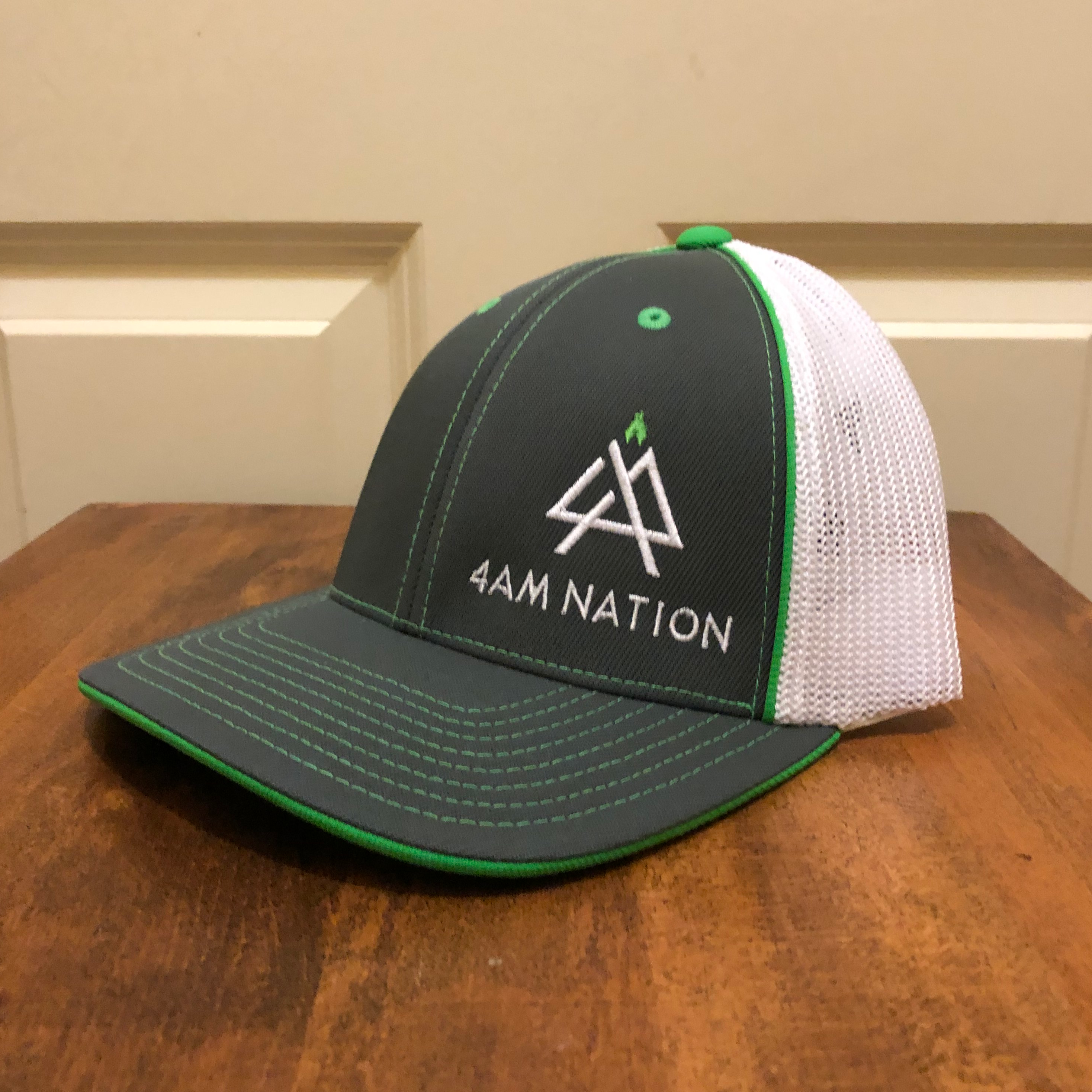 GRAPHITE WHITE AND NEON GREEN